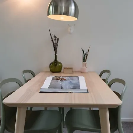 Vondel Bed & Breakfast